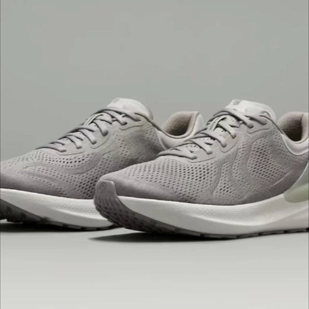 lululemon Men's Beyondfeel Running Shoe